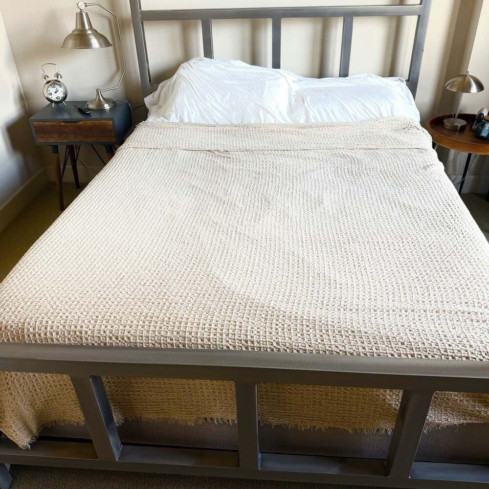 Docofil White Made In Portugal Beige Waffle Knit Coverlet 120x128; King Size